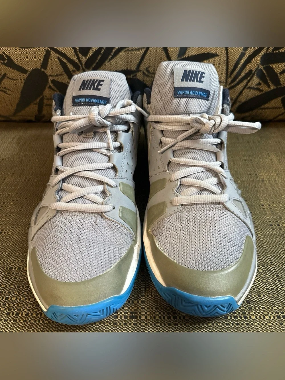 Nike Men’s Gray Vapor Advantage Athletic Training Shoes